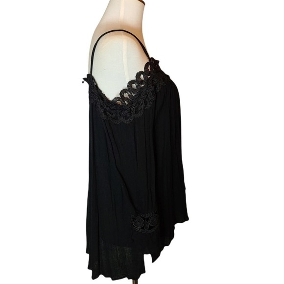 Aqua Black Cold Shoulder Blouse Lace Trim Boho Chic Top Preowned XS - Picture 5 of 8